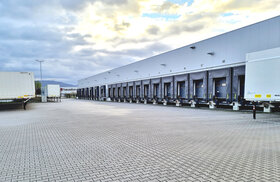 Standort Öttigheim Umschlaghalle Außenansicht