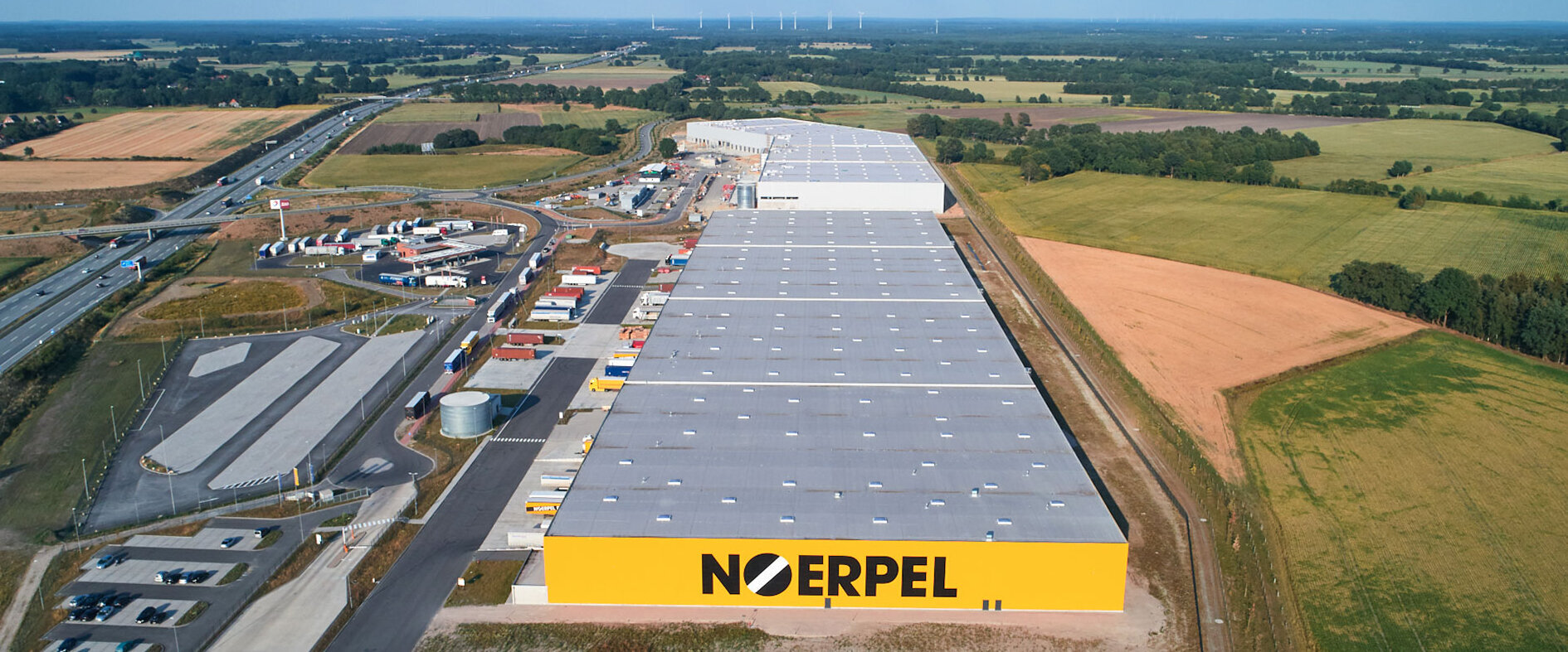 Luftbild des Logistikzentrums in Elsdorf nahe Hamburg und Bremen