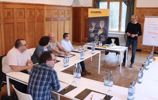 Noerpel-Gruppe Personalentwicklung Besprechung