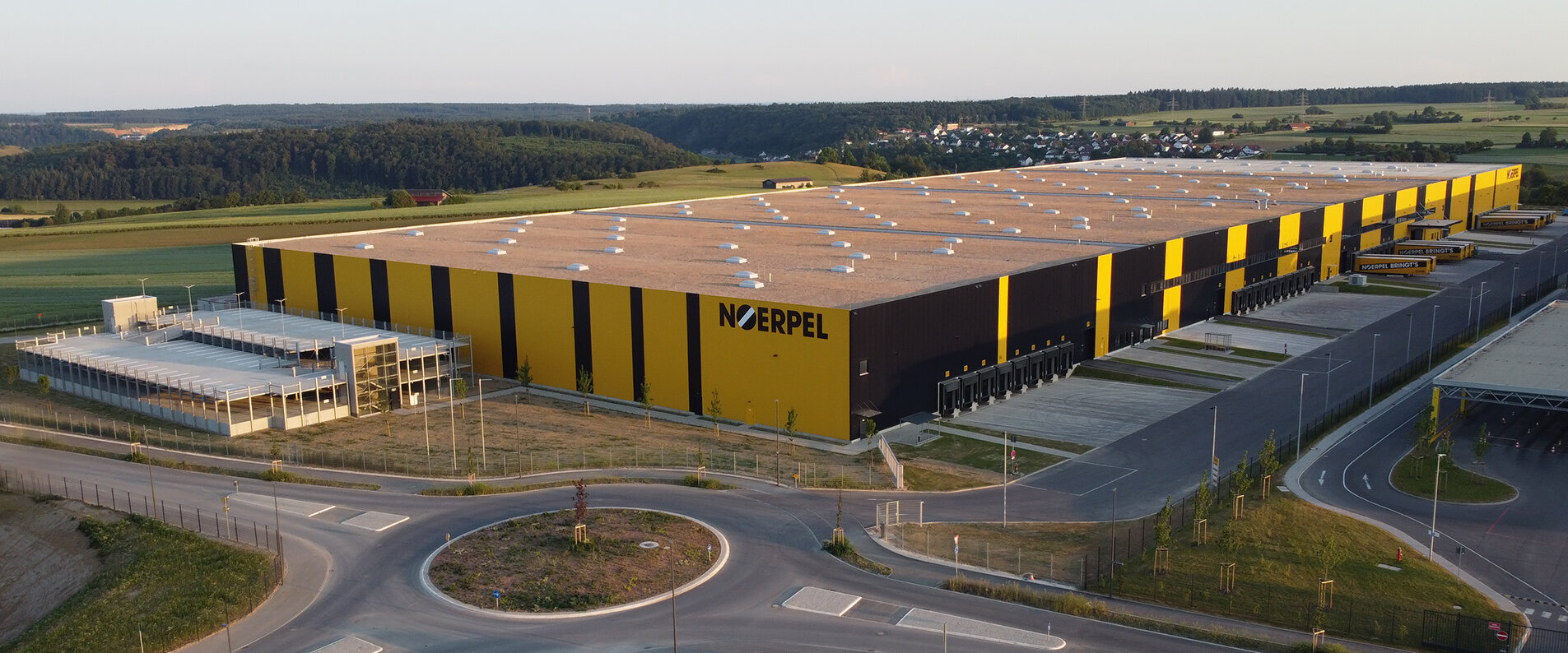 Standort Heidenheim Lagerhalle Luftaufnahme